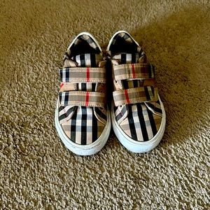 Kids Burberry shoes